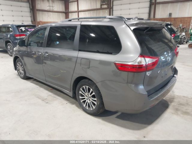 5TDYZ3DC1KS016206 Toyota Sienna Xle 8 Passenger