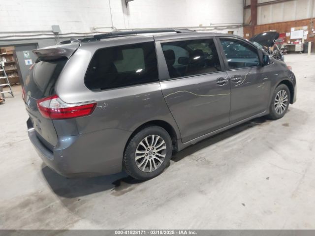 5TDYZ3DC1KS016206 Toyota Sienna Xle 8 Passenger