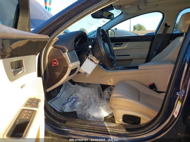 SAJBD4BV3GCY17499 Jaguar Xf 35t Premium