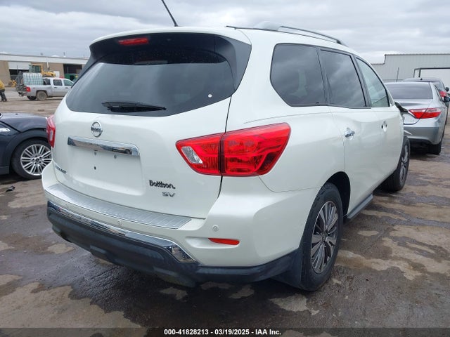 5N1DR2MN1JC673562 Nissan Pathfinder Sv