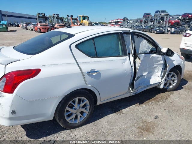 3N1CN7AP7HL840054 Nissan Versa 1.6 Sv