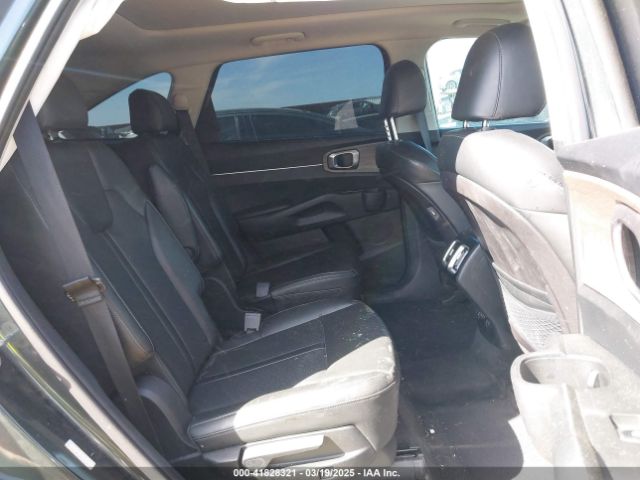5XYRHDLF2NG078899 KIA Sorento X-line Ex