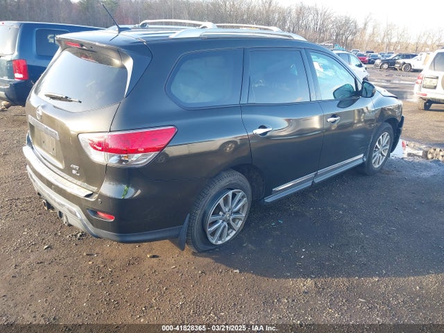 5N1AR2MM4FC612742 Nissan Pathfinder Sl