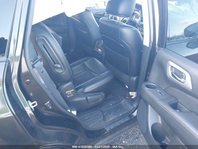 5N1AR2MM4FC612742 Nissan Pathfinder Sl