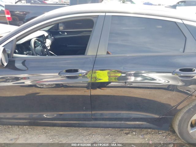5XXG14J26NG123276 KIA K5 LXS