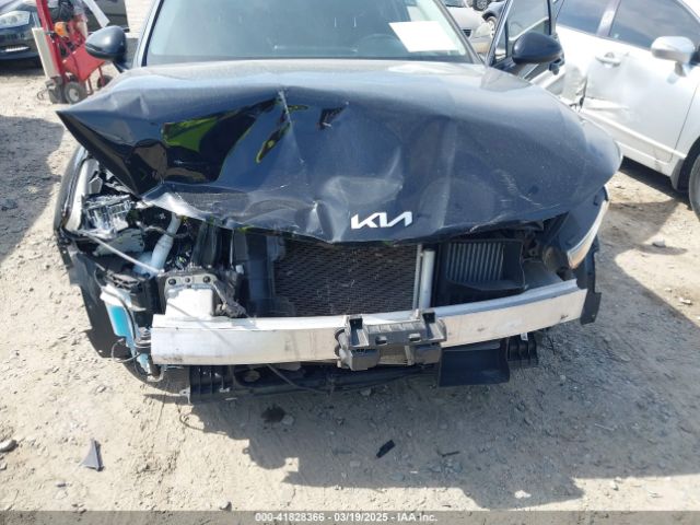 5XXG14J26NG123276 KIA K5 LXS