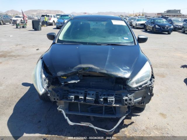 1FADP3E21HL244555 Ford FOCUS S