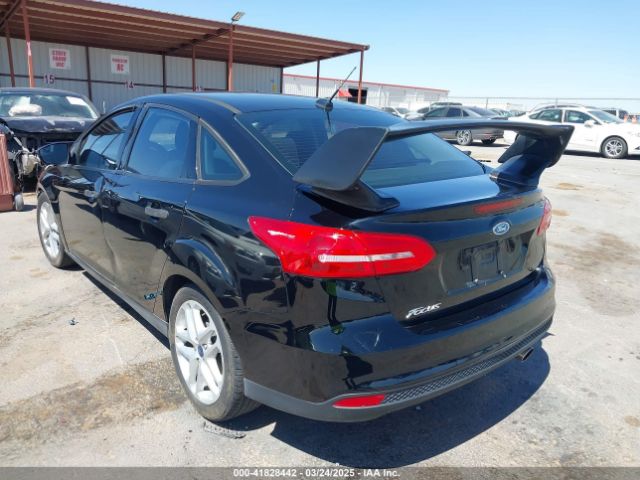 1FADP3E21HL244555 Ford FOCUS S