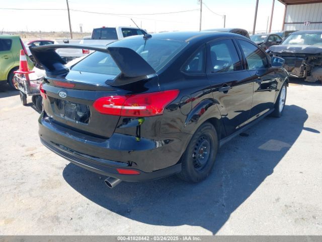1FADP3E21HL244555 Ford FOCUS S