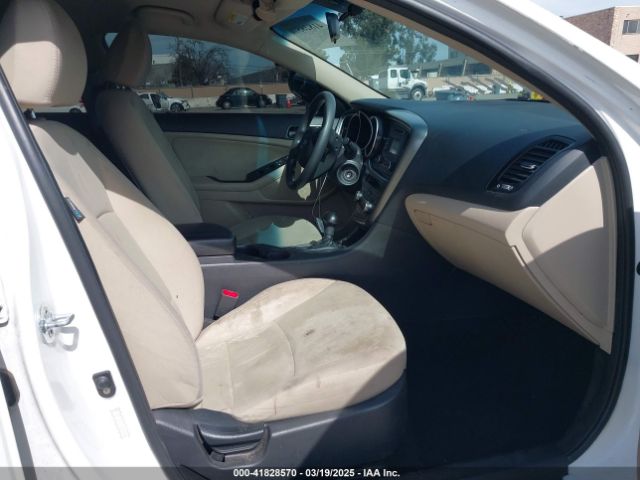 KNAGM4A74F5664784 KIA Optima Lx