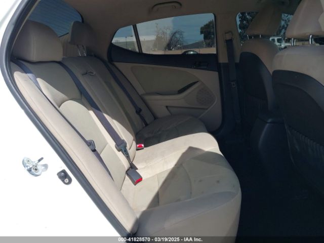 KNAGM4A74F5664784 KIA Optima Lx