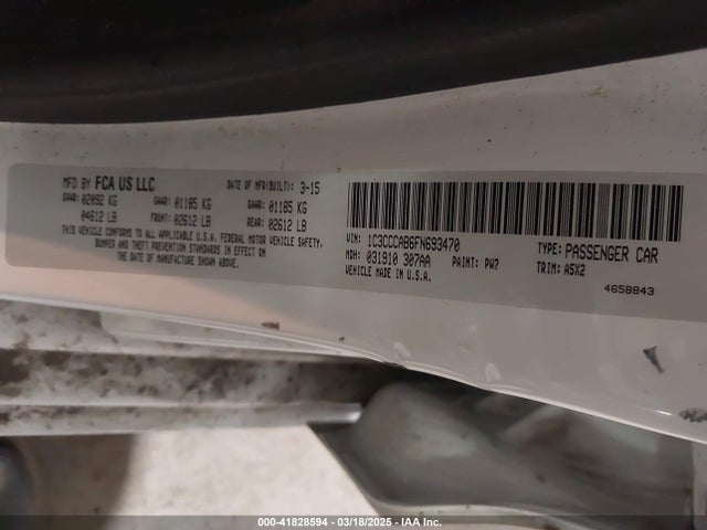 Chrysler 200 Limited 2015 1C3CCCAB6FN693470 Image 9