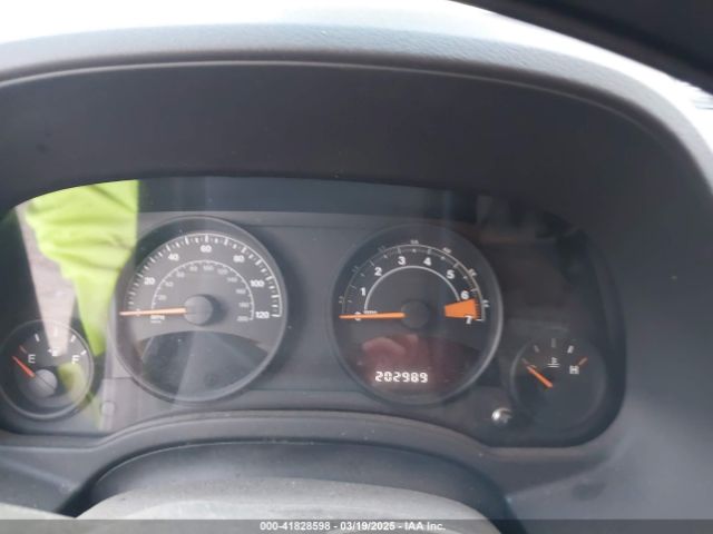 1C4NJCBA5GD742732 Jeep Compass Sport