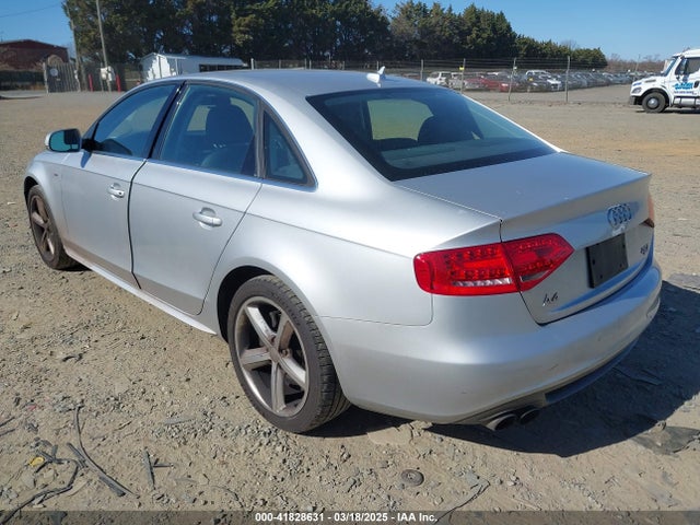 2012 AUDI A4 WAUFFAFL9CA120553 Photo 2