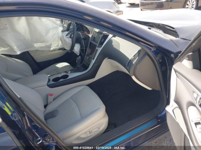 JN1EV7BP8RM601742 Infiniti Q50 LUXE