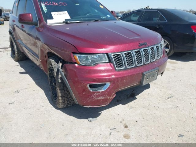 1C4RJEAG7JC481619 Jeep Grand Cherokee Laredo 4x2