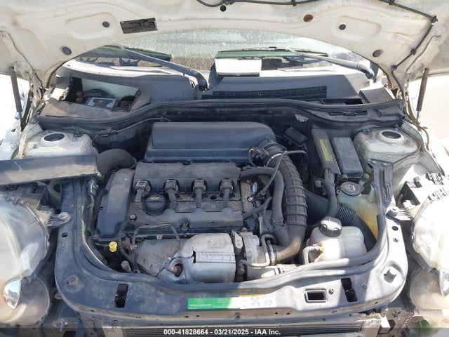 2007 MINI COOPER S WMWMF73527TT82098 Photo 9