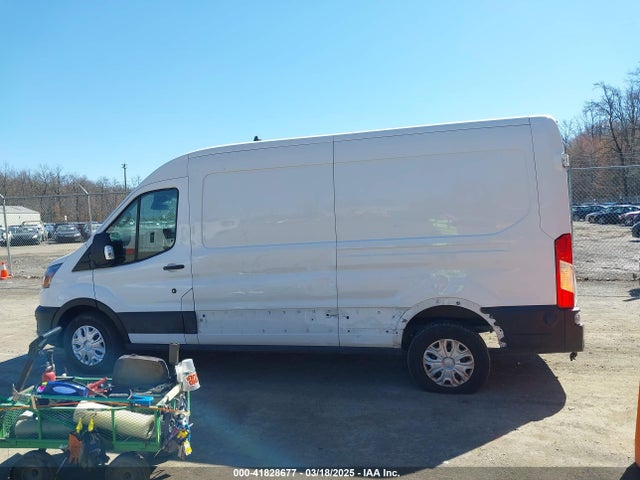 Ford Transit 2022 1FTBW9CK0NKA63300 Image 14
