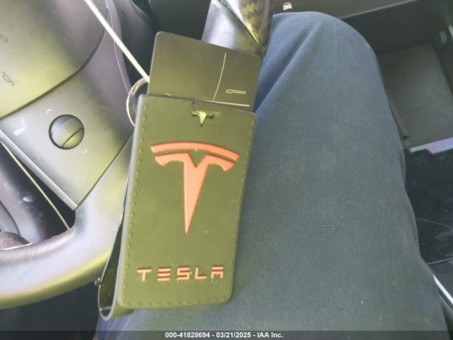 5YJ3E1EB8KF208923 Tesla Model 3 Long Range/performance