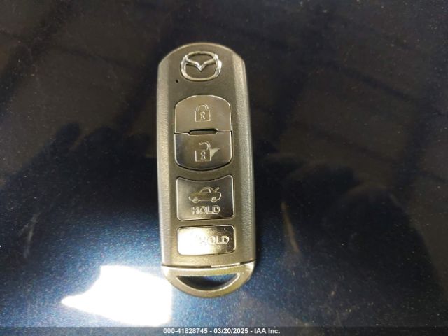 3MZBN1V30JM252166 Mazda Mazda3 Touring