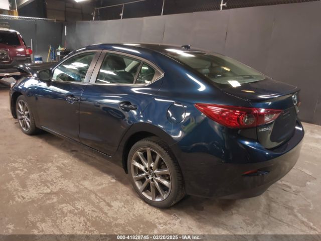 3MZBN1V30JM252166 Mazda Mazda3 Touring