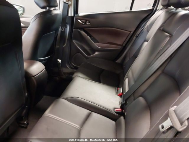 3MZBN1V30JM252166 Mazda Mazda3 Touring