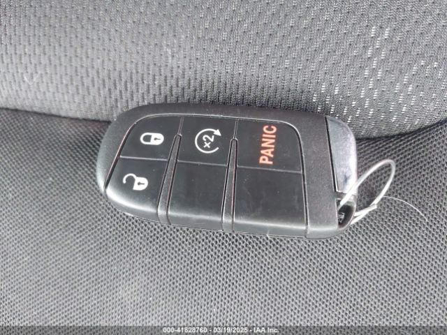 ZACCJABBXHPG07320 Jeep Renegade Latitude Fwd