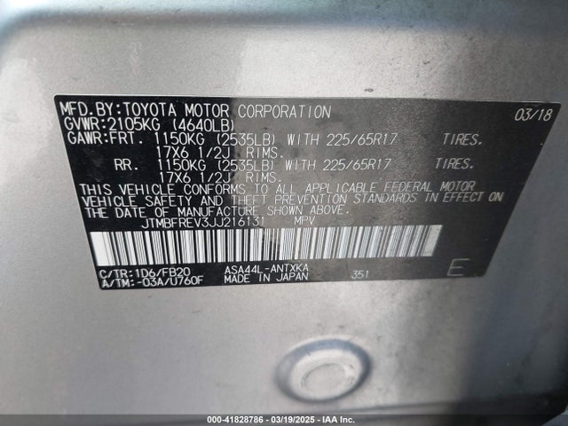 JTMBFREV3JJ216131 Toyota RAV4 LE