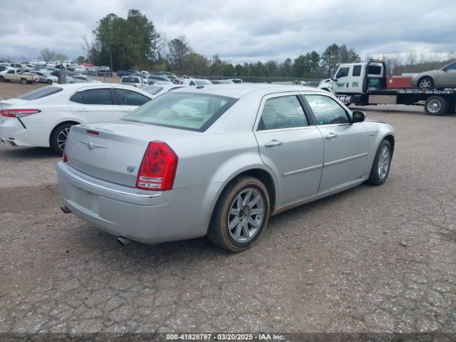 2009 CHRYSLER 300C 2C3LA63T59H603347 Photo 3