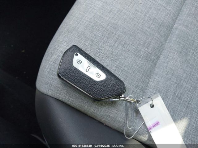 1V2CMPE82PC008195 Volkswagen ID.4 PRO