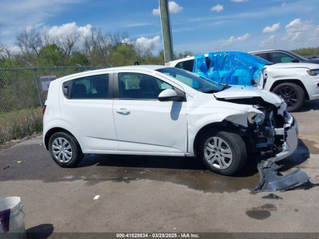 1G1JA6SH8G4109258 Chevrolet Sonic Ls Auto