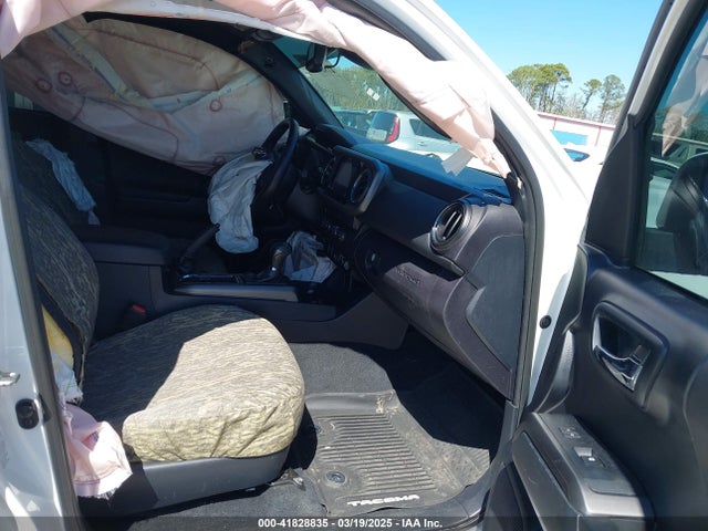 3TMCZ5AN6KM229597 Toyota Tacoma Trd Sport