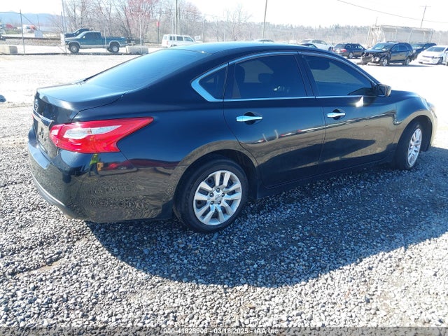 Nissan 2016 2016 1N4AL3AP0GN324724 Image 4