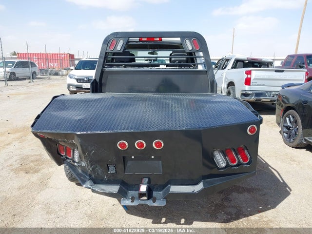 3C6UR5CLXKG534669 RAM 2500 Tradesman  4x4 6'4 Box