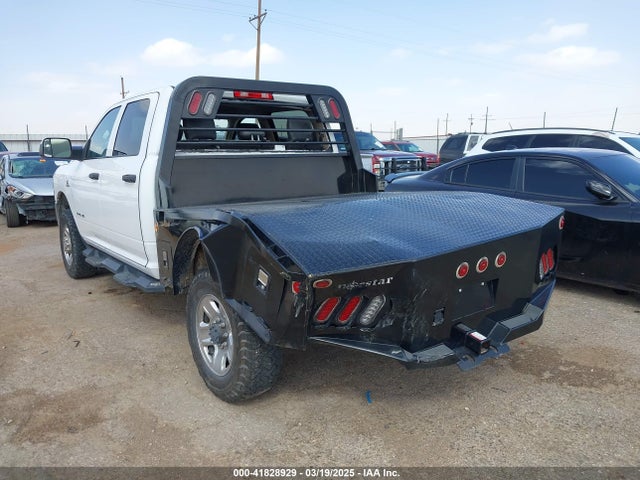 3C6UR5CLXKG534669 RAM 2500 Tradesman  4x4 6'4 Box