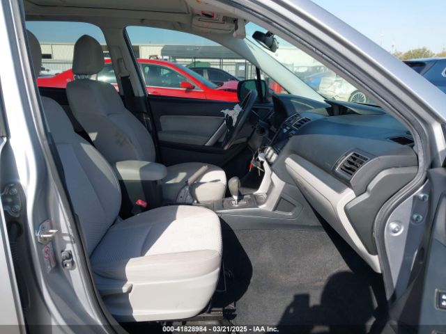 JF2SJADC8GH549569 Subaru Forester 2.5i Premium