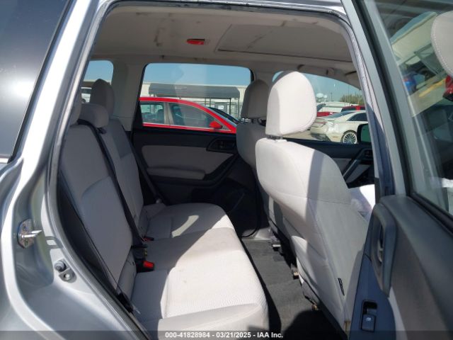 JF2SJADC8GH549569 Subaru Forester 2.5i Premium