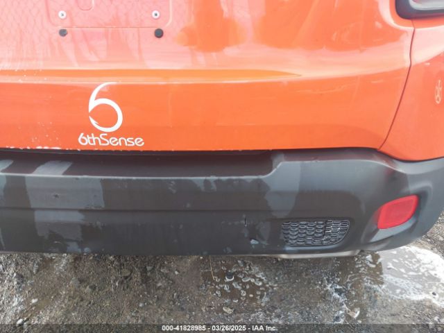 ZACCJABT5GPE31204 Jeep Renegade 75th Anniversary