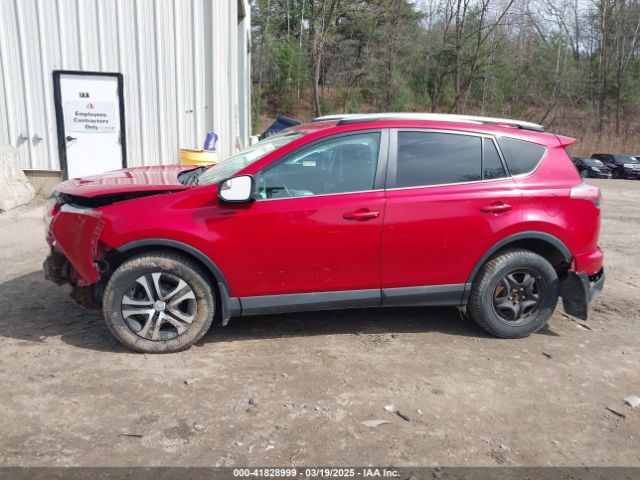 2T3BFREV7GW517043 Toyota RAV4 LE