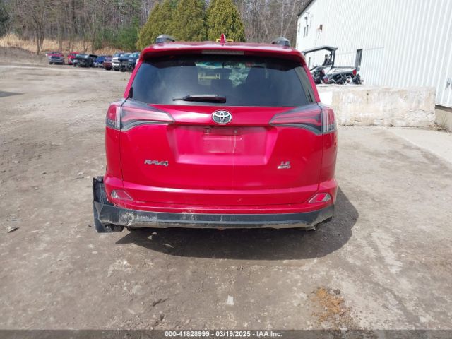 2T3BFREV7GW517043 Toyota RAV4 LE
