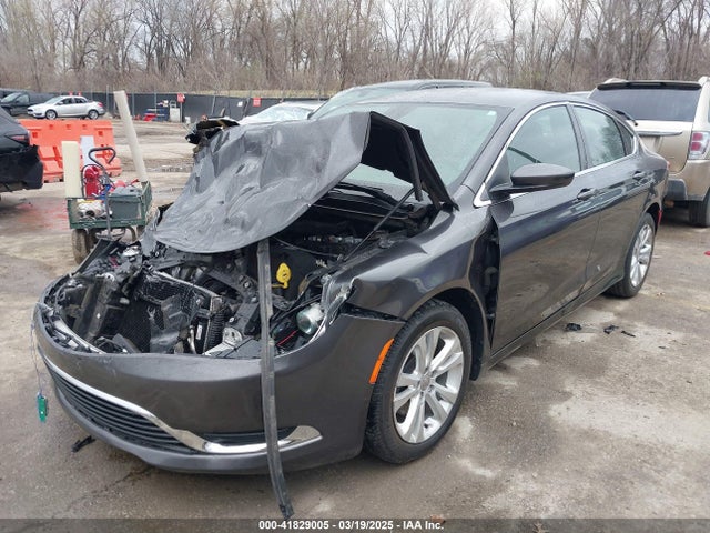 Chrysler 200 Limited 2016 1C3CCCAB2GN166303 Image 2