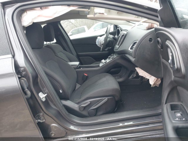 Chrysler 200 Limited 2016 1C3CCCAB2GN166303 Image 5
