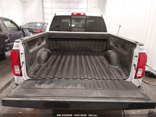 3GCUKSEJ5JG634863 Chevrolet Silverado 1500 1lz