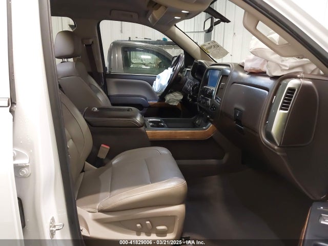 3GCUKSEJ5JG634863 Chevrolet Silverado 1500 1lz