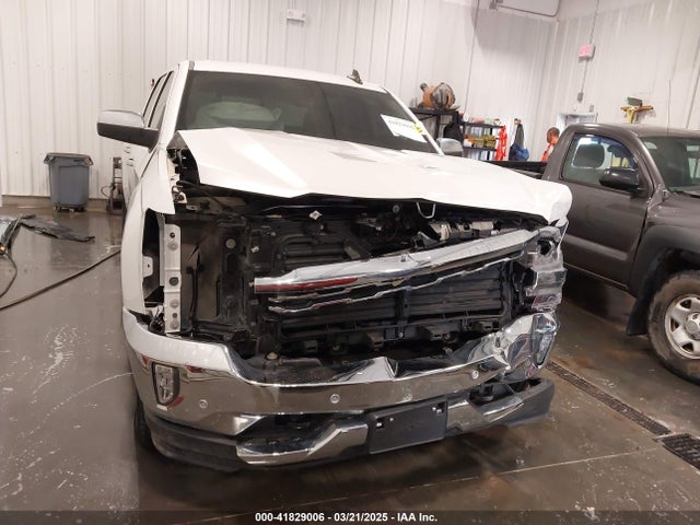 3GCUKSEJ5JG634863 Chevrolet Silverado 1500 1lz