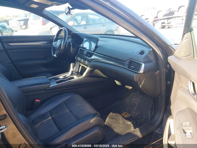 1HGCV1F31JA187980 Honda Accord Sport