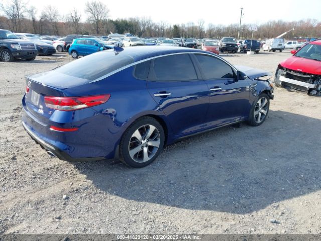 5XXGT4L38KG365515 KIA Optima S