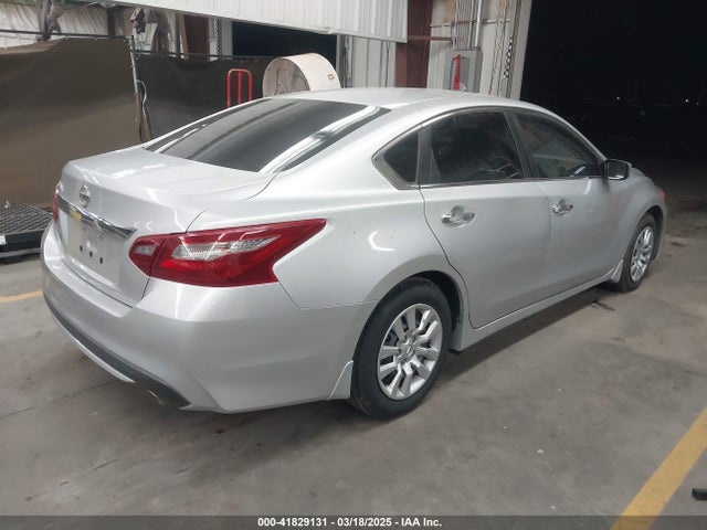 1N4AL3AP2JC299716 Nissan Altima 2.5 S