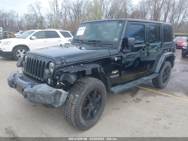 1C4BJWEG4FL542689 Jeep Wrangler Unlimited Sahara