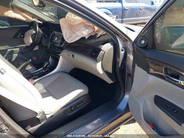 1HGCR2F81HA120005 Honda Accord Ex-l